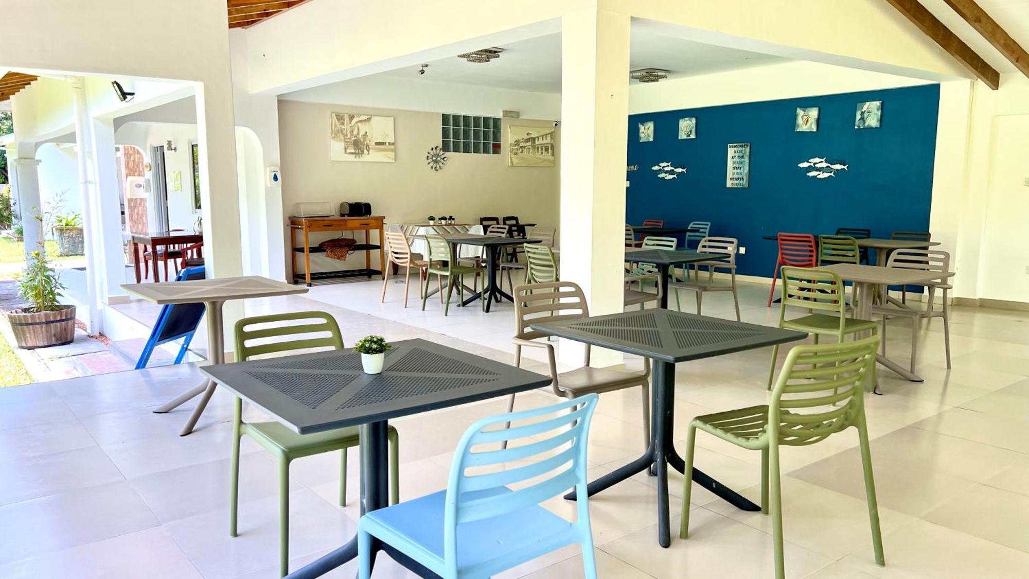 La Modestie Guest House Grand Anse  Exterior foto