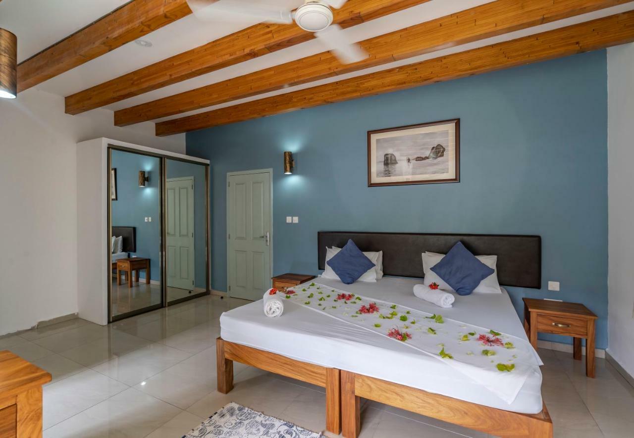 La Modestie Guest House Grand Anse  Exterior foto