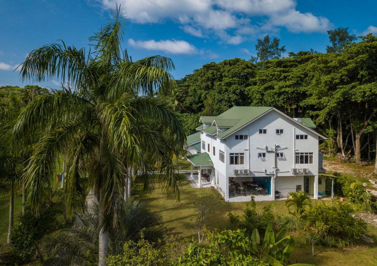 La Modestie Guest House Grand Anse  Exterior foto